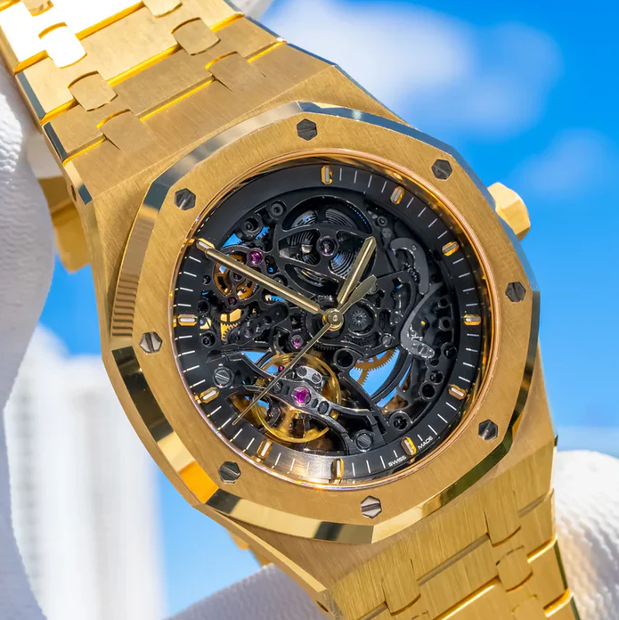 Luxury Watch - Golden Skeleton Sovereign