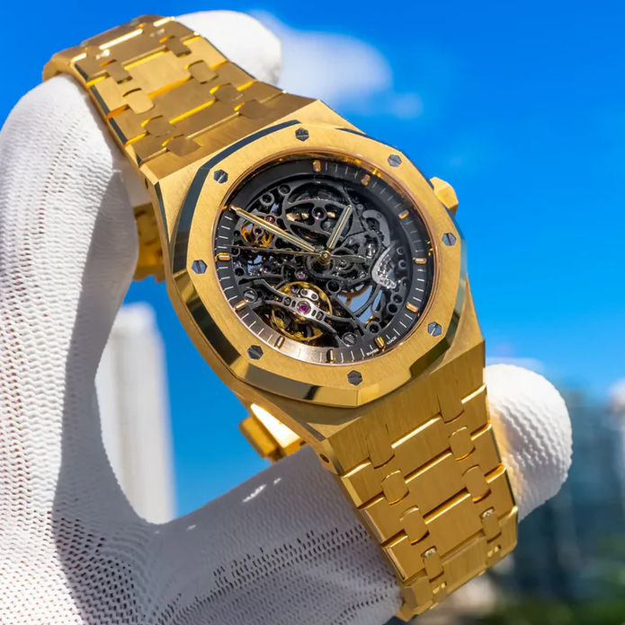 Luxury Watch - Golden Skeleton Sovereign